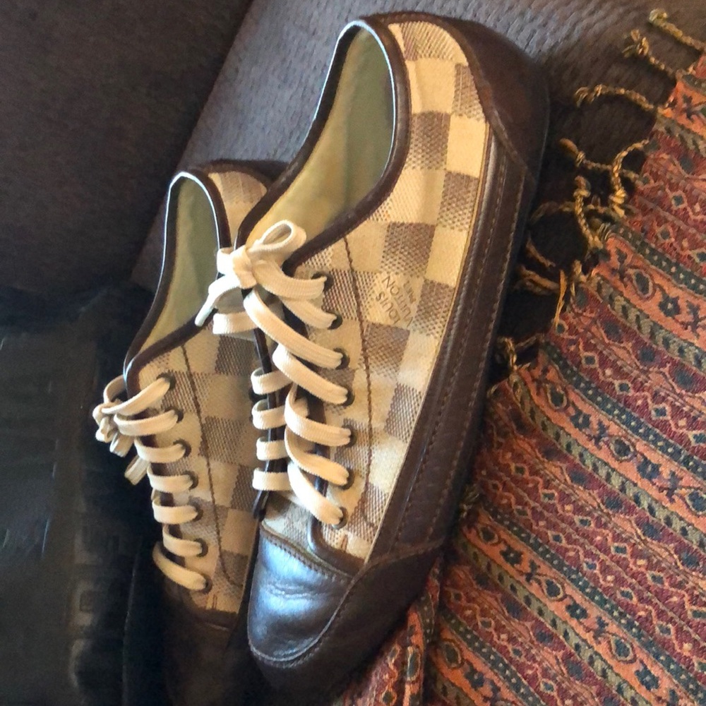 Shoes - Picture 2 of 2